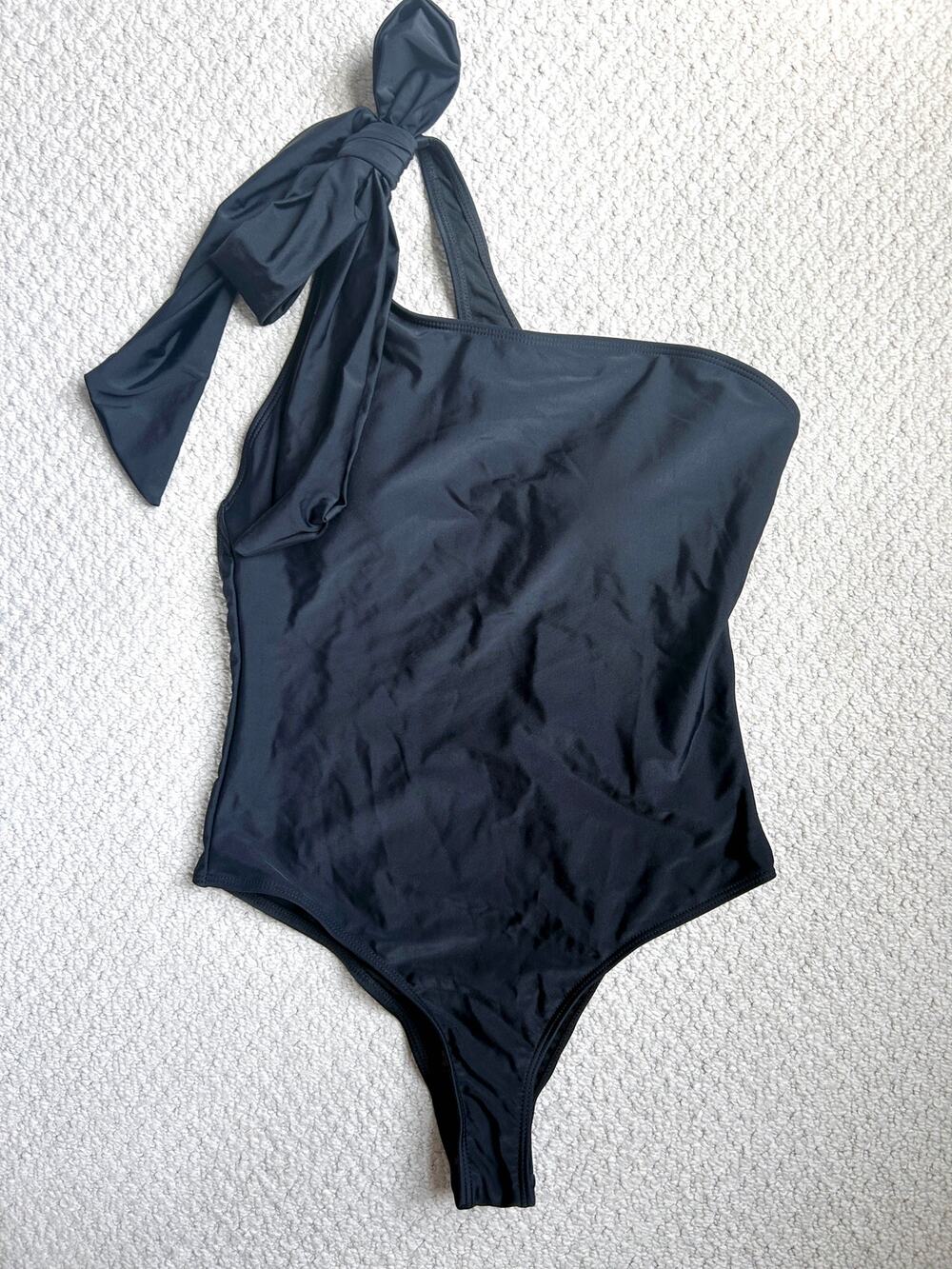 NEW Black One Shoulder Bathing Suit Women's Swimwear Size Medium Never Worn